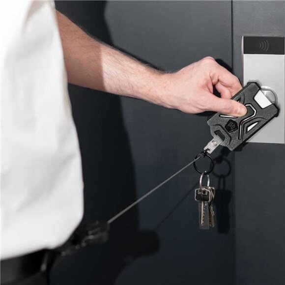 Retractable Badge Holder Keychain Tactical ID Card Holder Heavy Duty Black - Picture 2 of 7